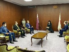 إجتماع السفير العمادي وأعضاء السفارة مع حاكم محافظة فوكوشيما -